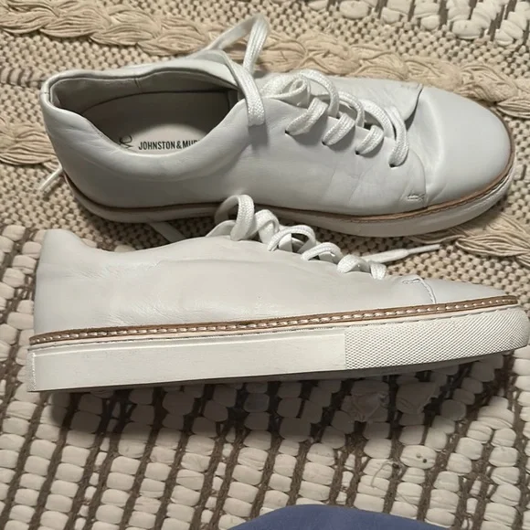 Johnston & Murphy Women's White Sneakers - Picture 2 of 4